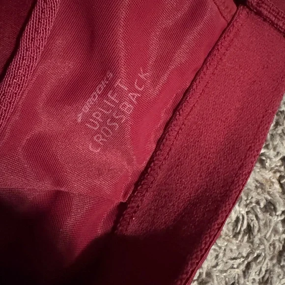Brooks Sports Bra Red CrissCross Back | High Support Running Workout Athletic - Picture 5 of 8